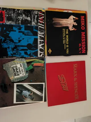 Lote 17 vinilos maxi singles 45 formato grande