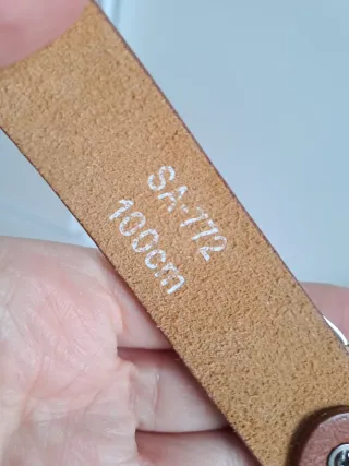 Cinture in pelle regolabili