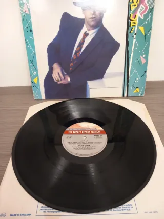 Elton John - Jump Up!