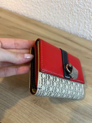 Cartera Carolina Herrera Roja y Beige