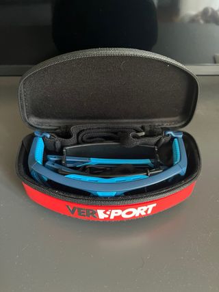 Occhiali sportivi Versport blu nuovi