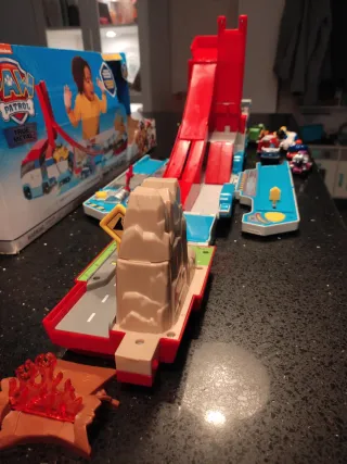 Camión Patrulla Canina True Metal