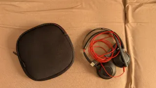 Monitor Lenovo ThinkVision P27h-20 + Poly Headset