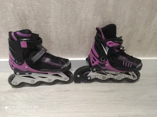 Patines en línea morados y negros