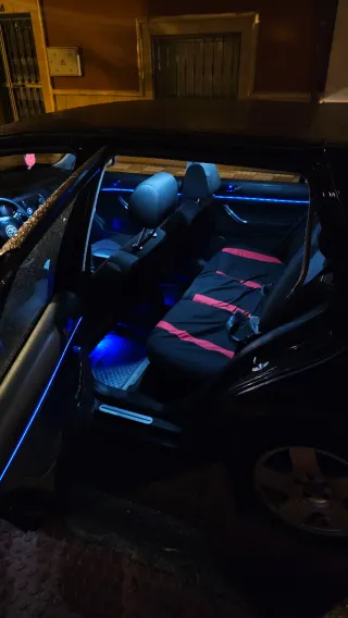 Volkswagen Golf  4 2004