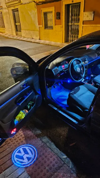 Volkswagen Golf  4 2004