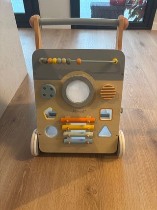 Caminador Janod para bebé