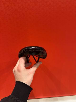 Asiento de bicicleta negro