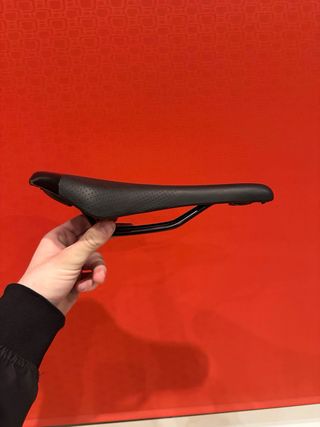 Asiento de bicicleta negro