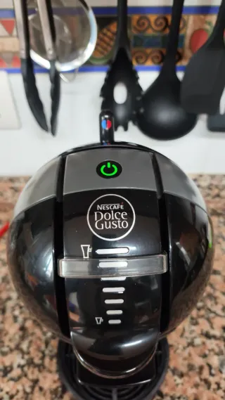 Cafetera Nescafé Dolce Gusto Negra