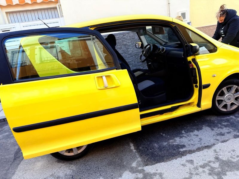 Peugeot 1007 2005 - foto 1