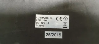 Lámpara de mesa LED moderna