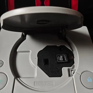 PlayStation con 100 juegos