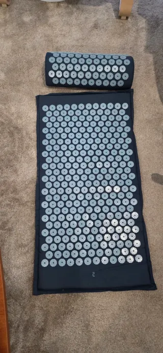 Esterilla y cojín acupresión