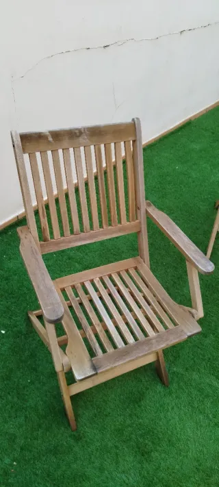 Conjunto mesa y sillas madera acacia CASARIA