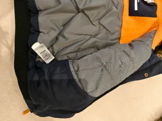 Cazadora Decathlon Talla 7-8