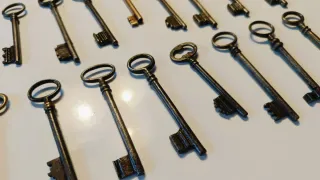 Lote 40 llaves antiguas