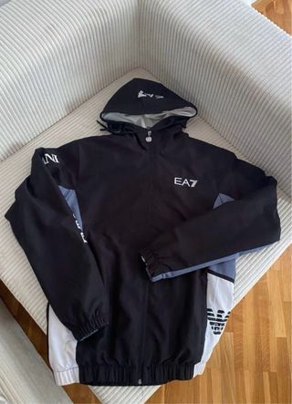 Chaqueta EA7 Emporio Armani Negra Hombre