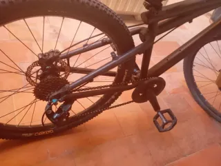 Bicicleta Giant Negra