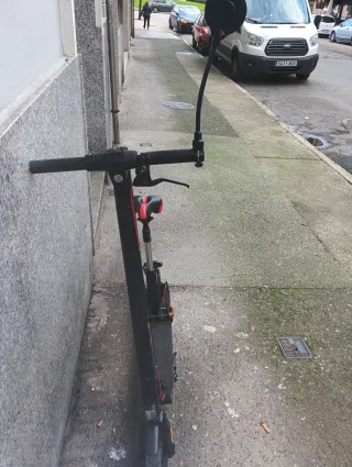 Patinete eléctrico con asiento