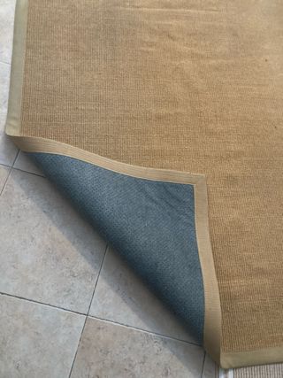 Tappeto in rafia naturale