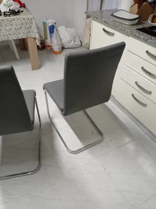 Sillas polipiel gris (4 unidades)