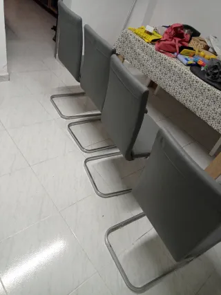 Sillas polipiel gris (4 unidades)