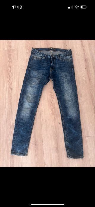 Vaqueros Zara Man Talla 44