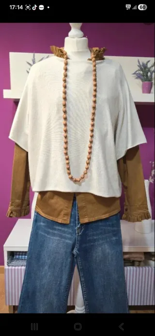 Camisa camel cuello y puños con tablitas