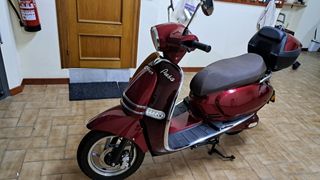 Moto Scooter Elèctrica Efun Pusa 90