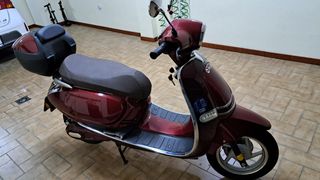 Moto Scooter Elèctrica Efun Pusa 90