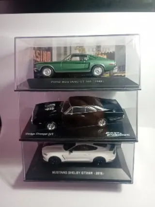 3 Coches de colección a escala 1:43