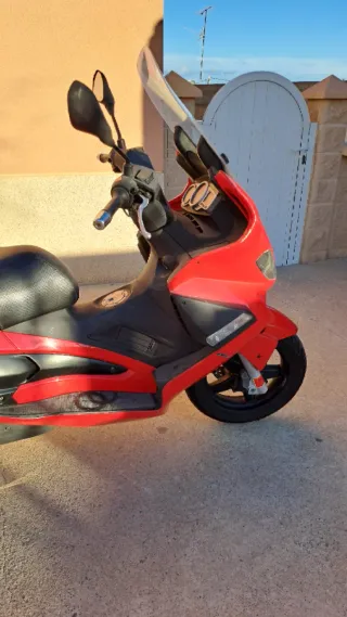 Gilera Nexus 250cc Maxiscooter Automática