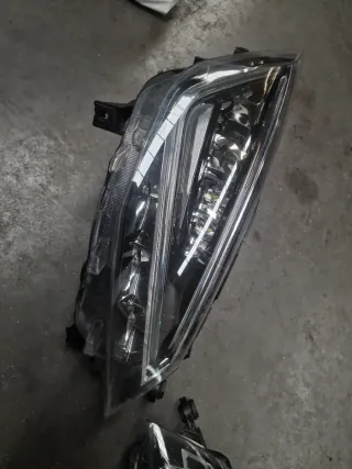 Faro Seat Ibiza y Arona