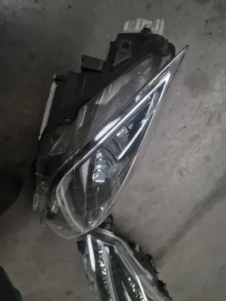 Faro Seat Ibiza y Arona