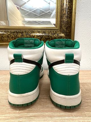 Nike Dunk High verdes y blancas talla 38