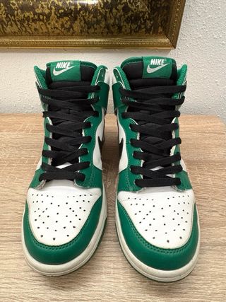 Nike Dunk High verdes y blancas talla 38