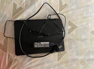 Portátil Acer travel mate