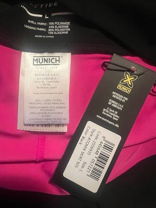 Falda Padel Munich Negra con malla fucsia