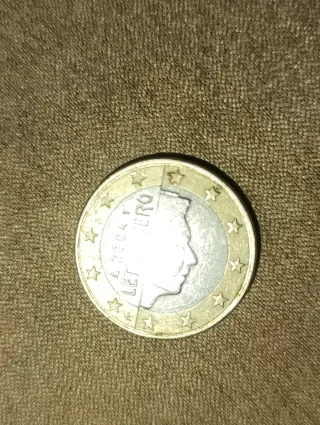 Monedas exclusivas de diferentes países