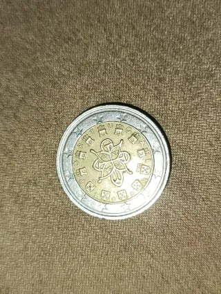 Monedas exclusivas de diferentes países