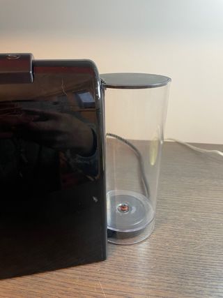 Cafetera Nespresso Essenza Mini DeLonghi