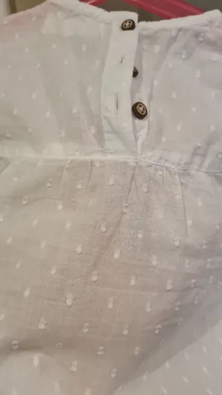 Camisa branca com bordado inglês ZY Tam 7-8 A