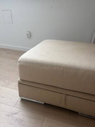 Puff beige con almacenaje