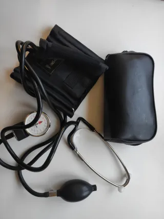 Aparato Tensión Corysan con Estetoscopio