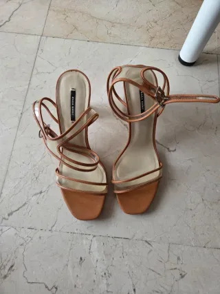 Sandalias Zara Tacón Transparente Beige/Naranja