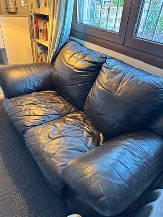 Sofá de 2 plazas de piel marrón