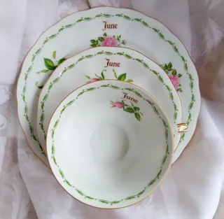 Trío de porcelana Junio