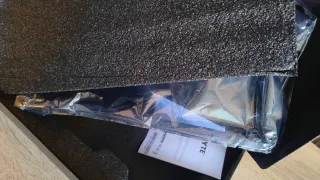 Caja Nvidia GeForce RTX 4060. SOLO LA CAJA COMPLET