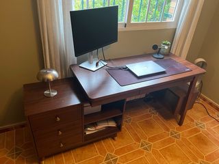 Escritorio de madera de alta calidad